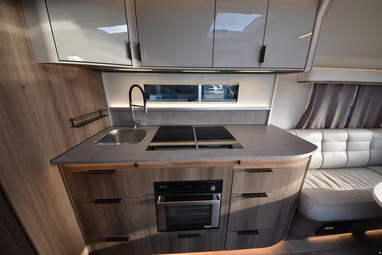 Kabe Imperial 780 DGLE KS