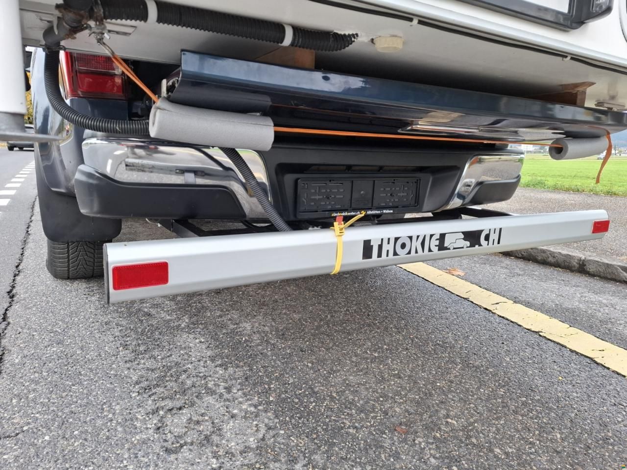 Isuzu mit Thokie Wohnkabine