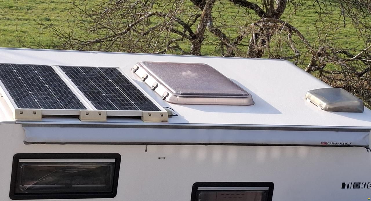 Isuzu mit Thokie Wohnkabine