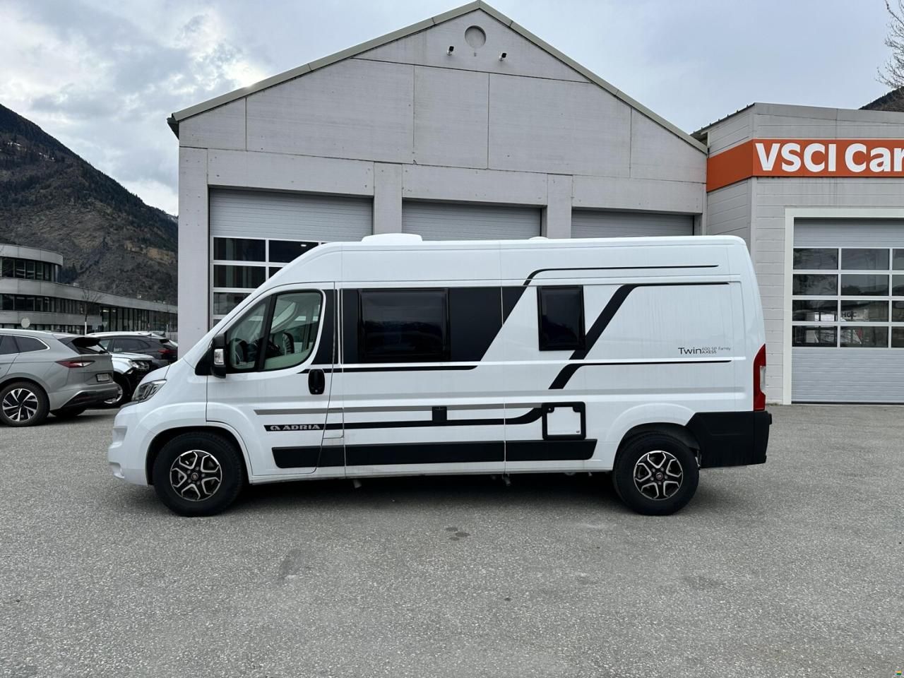 Adria Twin Axess 600 SP Family