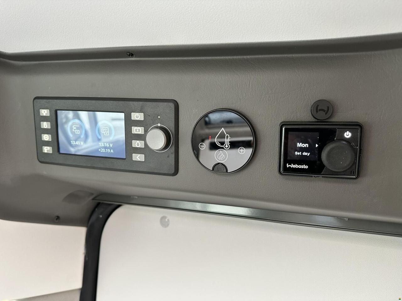 Adria Twin Axess 600 SP Family