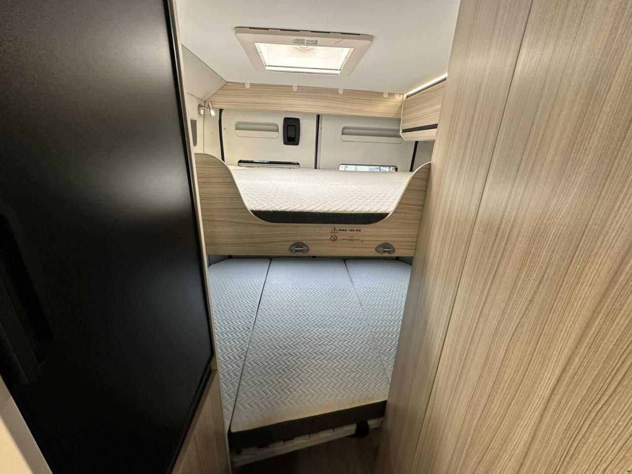 Adria Twin Axess 600 SP Family