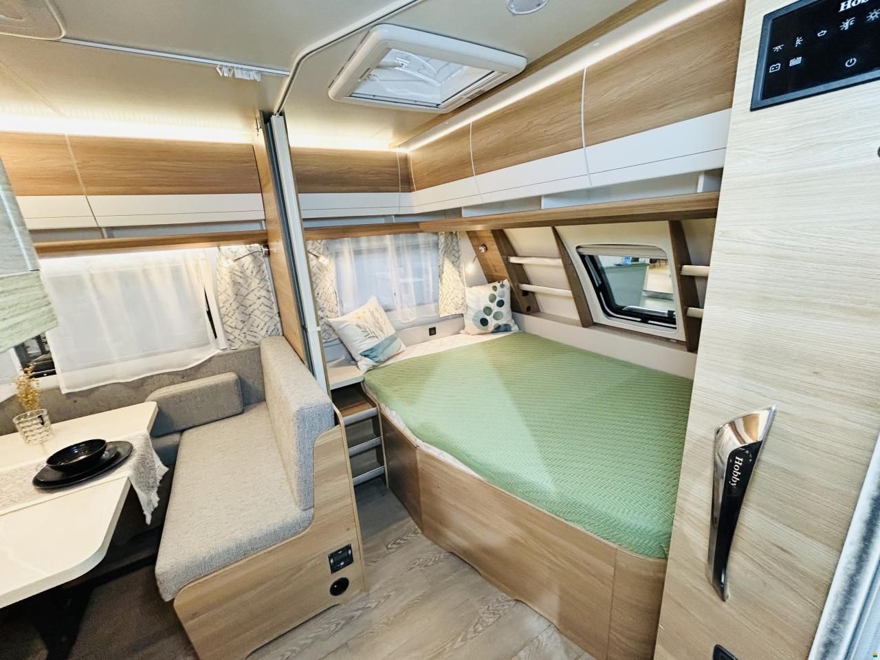 Hobby De Luxe 545 KMF