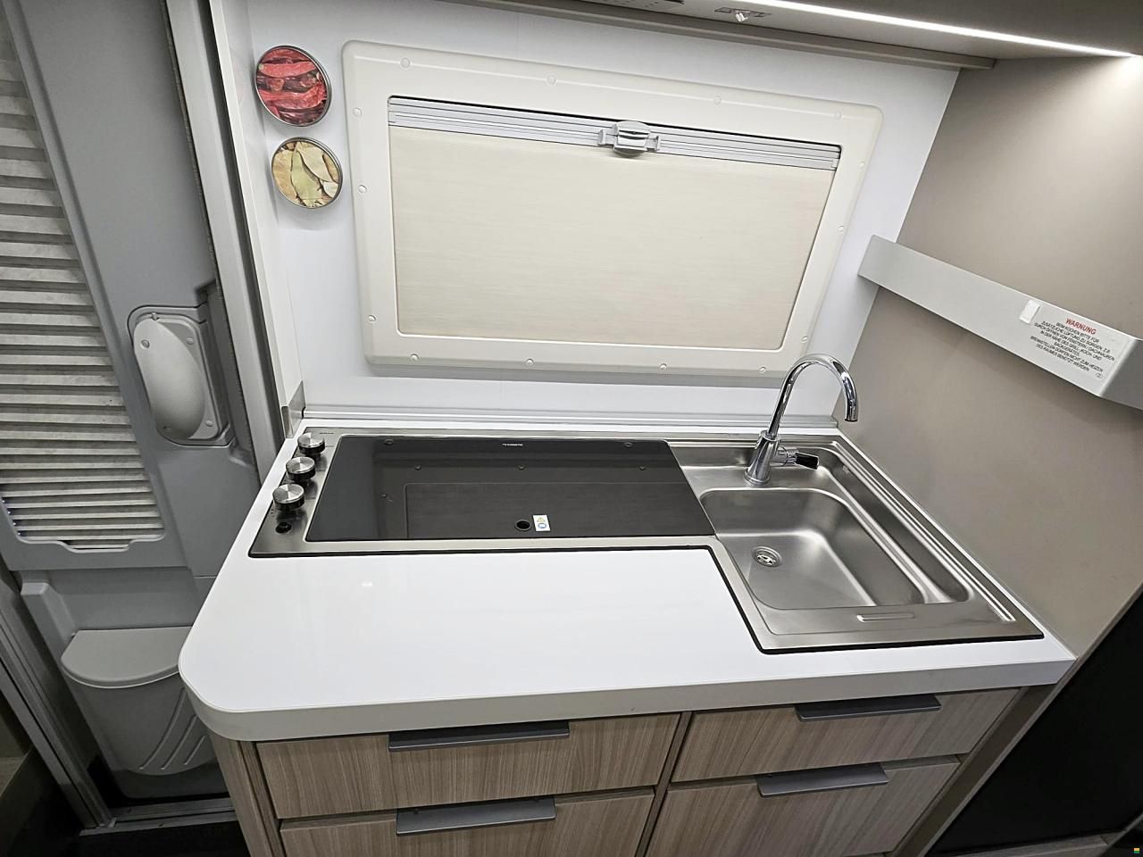 Adria COMPACT SC AXESS 2.2