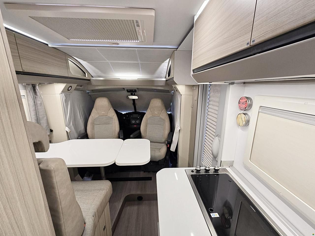 Adria COMPACT SC AXESS 2.2