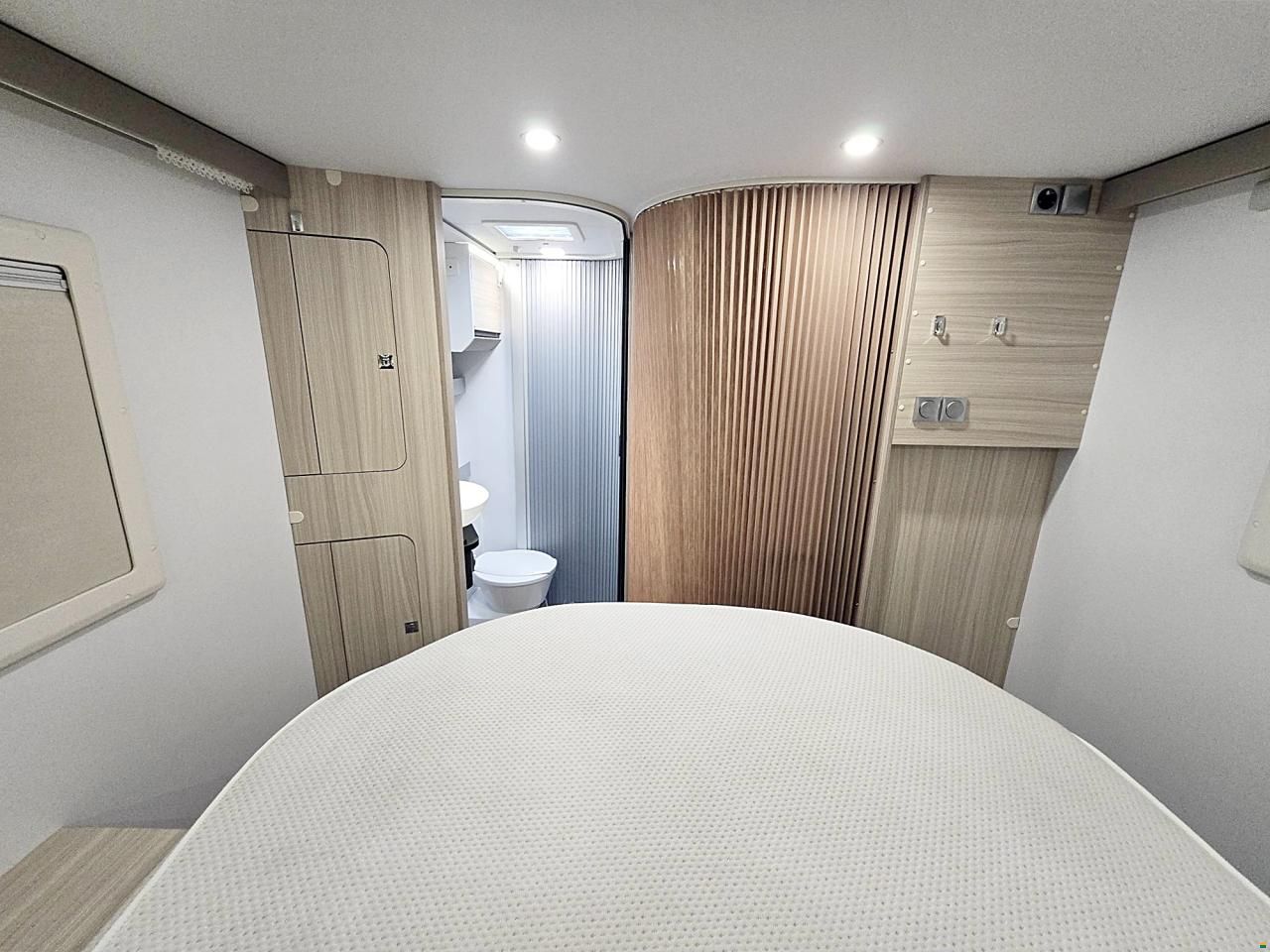 Adria COMPACT SC AXESS 2.2