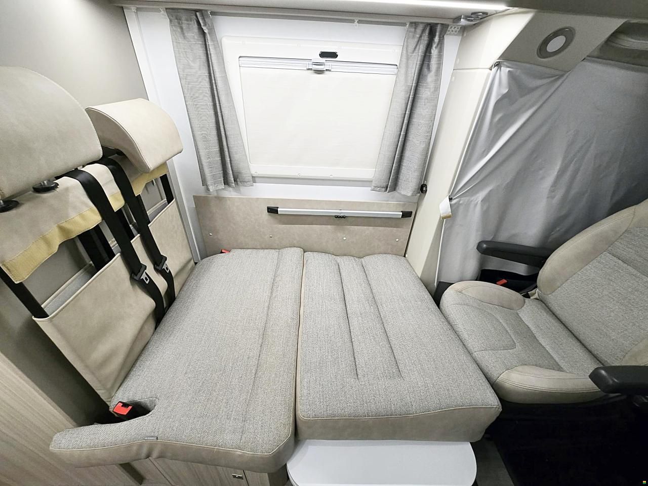 Adria COMPACT SC AXESS 2.2