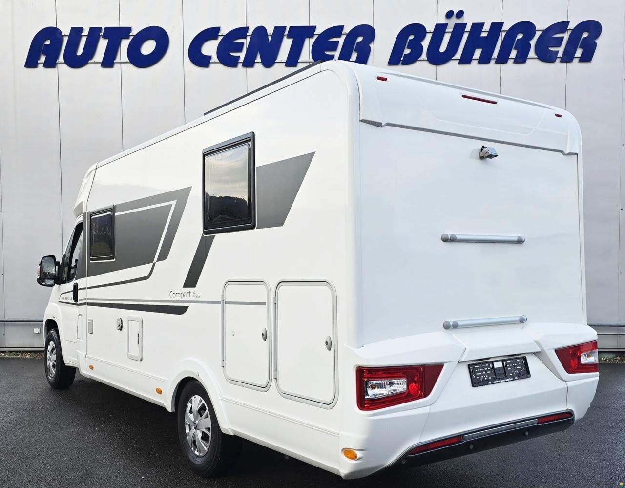 Adria COMPACT SC AXESS 2.2