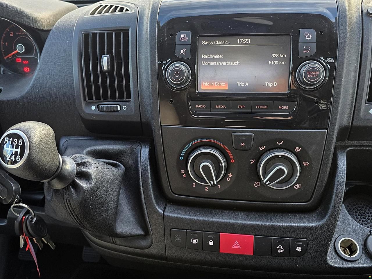 Adria COMPACT SC AXESS 2.2