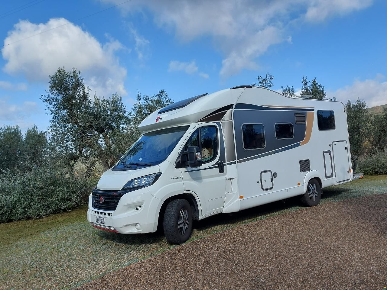 B&uuml;rstner Ixeo Time IT 726 G