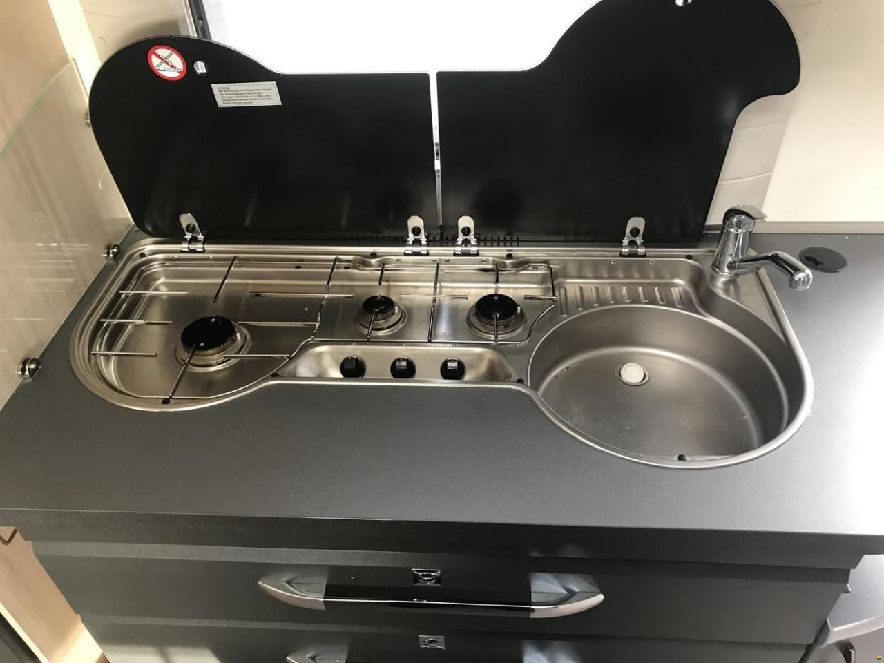 Hobby De Luxe Edition 650 KMFe