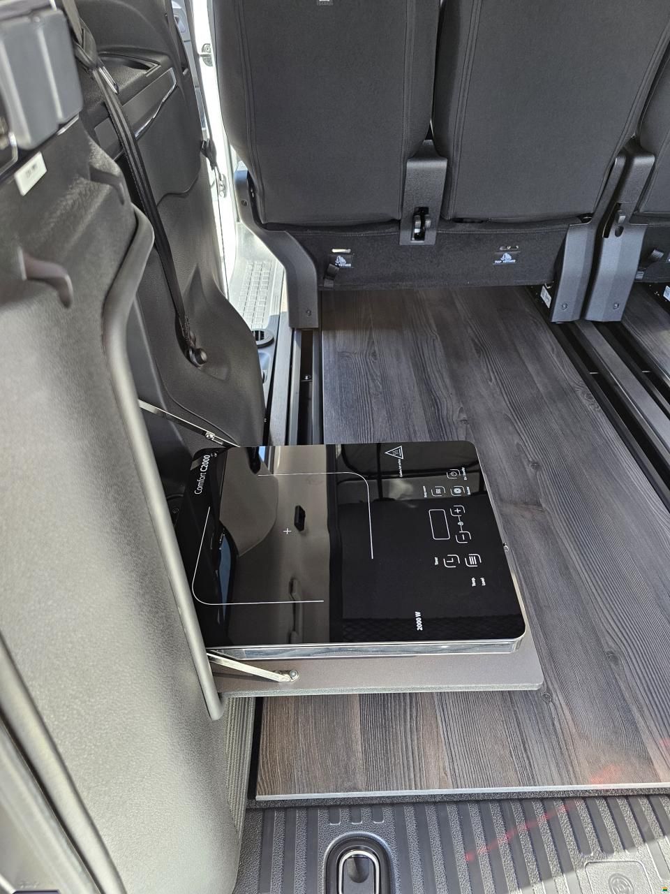 P&ouml;ssl Vanster 2.0 Blue HDI 180PS EAT8