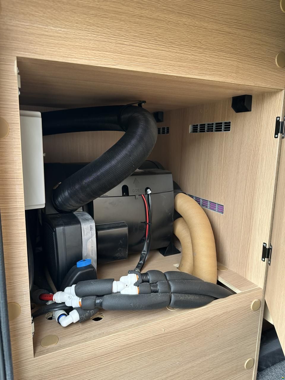 Forster-Reisemobile T599 HB