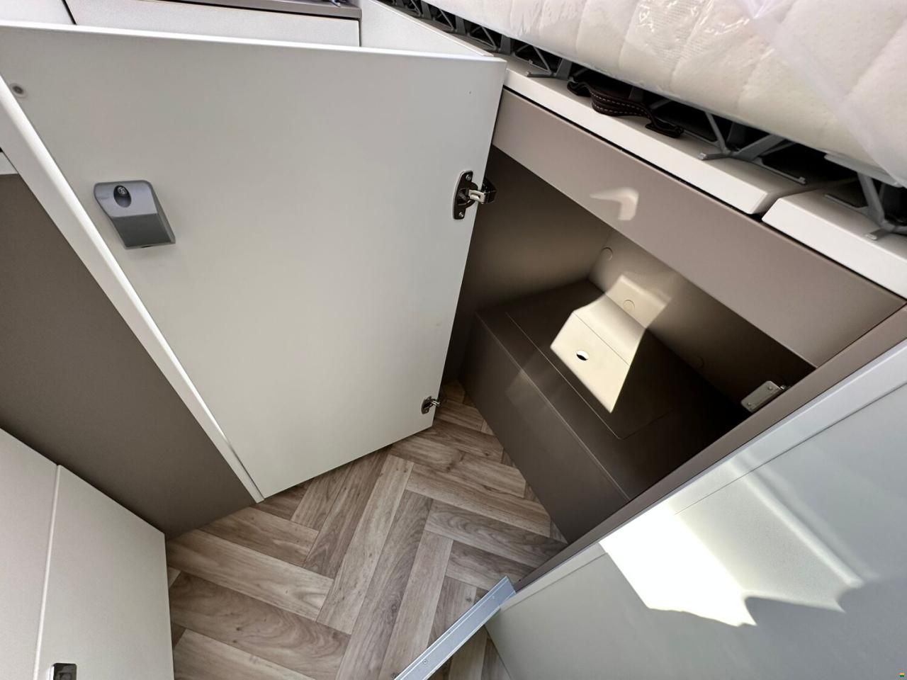 Yucon Microliner 6.0 GD - 3,5 t - 4x4 AWD