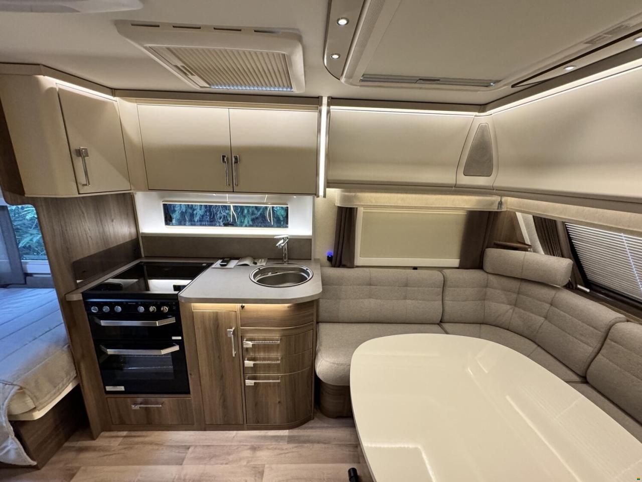 Kabe Royal 600 TDL KS