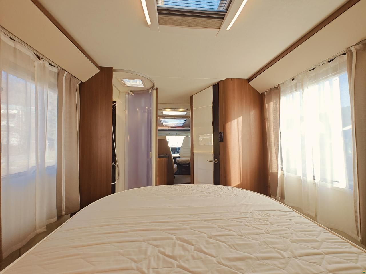 LMC Cruiser Premium T741 - Automat