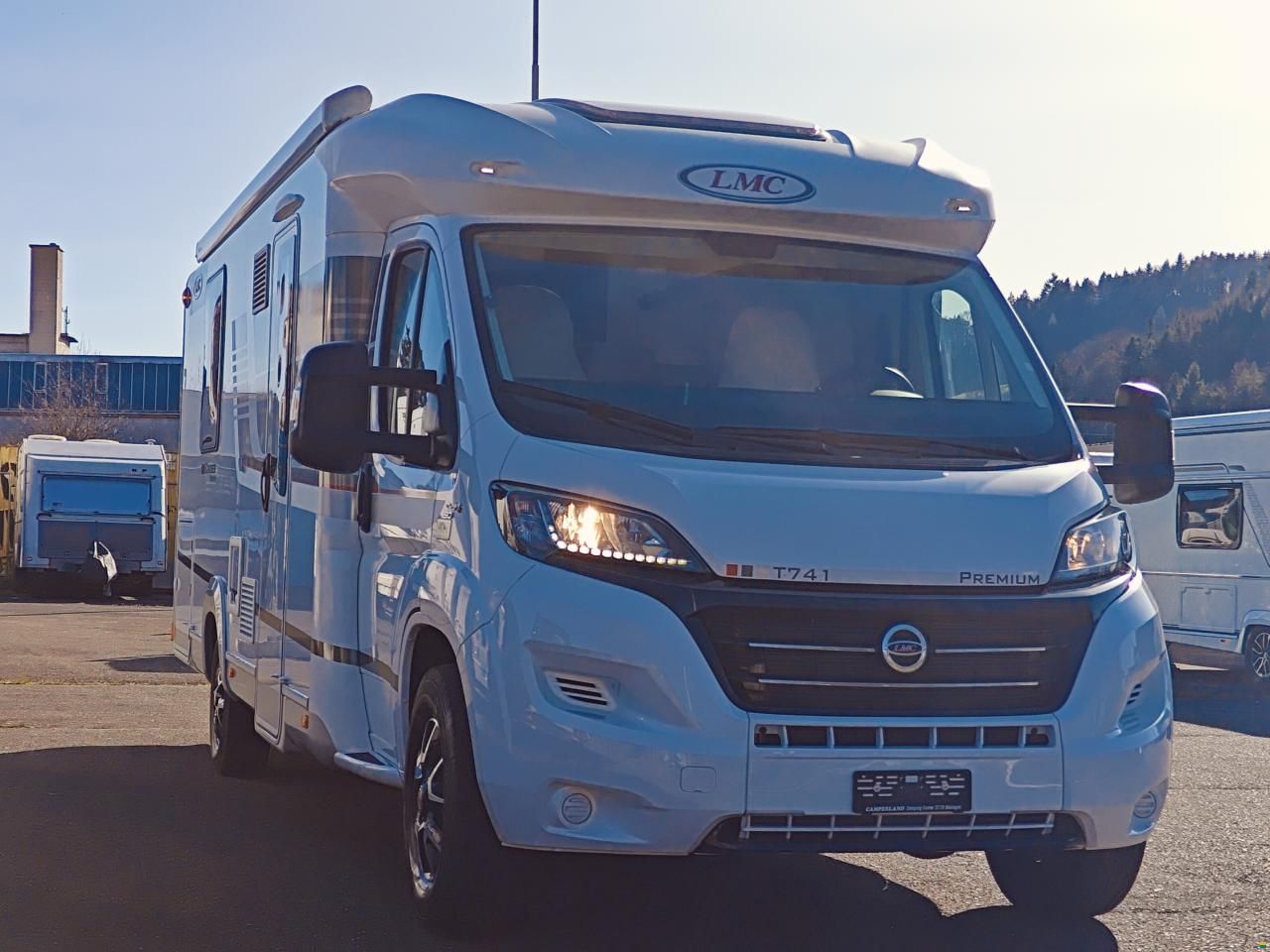 LMC Cruiser Premium T741 - Automat