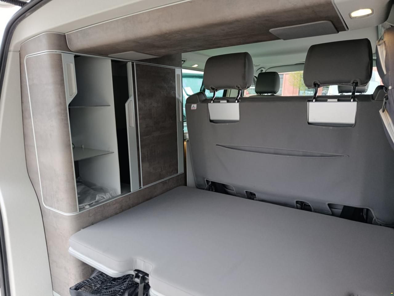 Volkswagen T6.1 California 2.0TDI Ocean