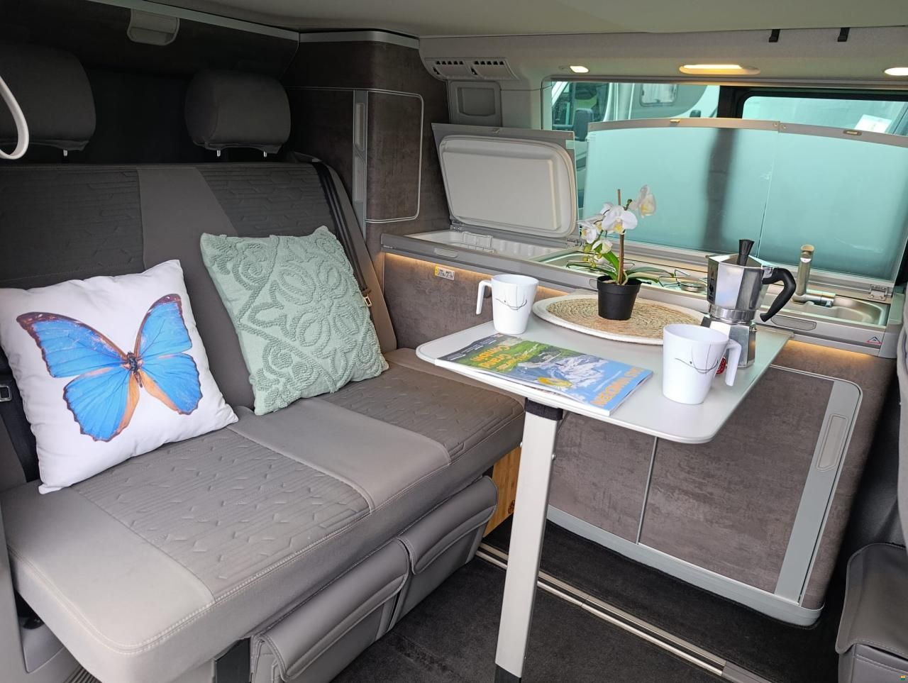 Volkswagen T6.1 California 2.0TDI Ocean