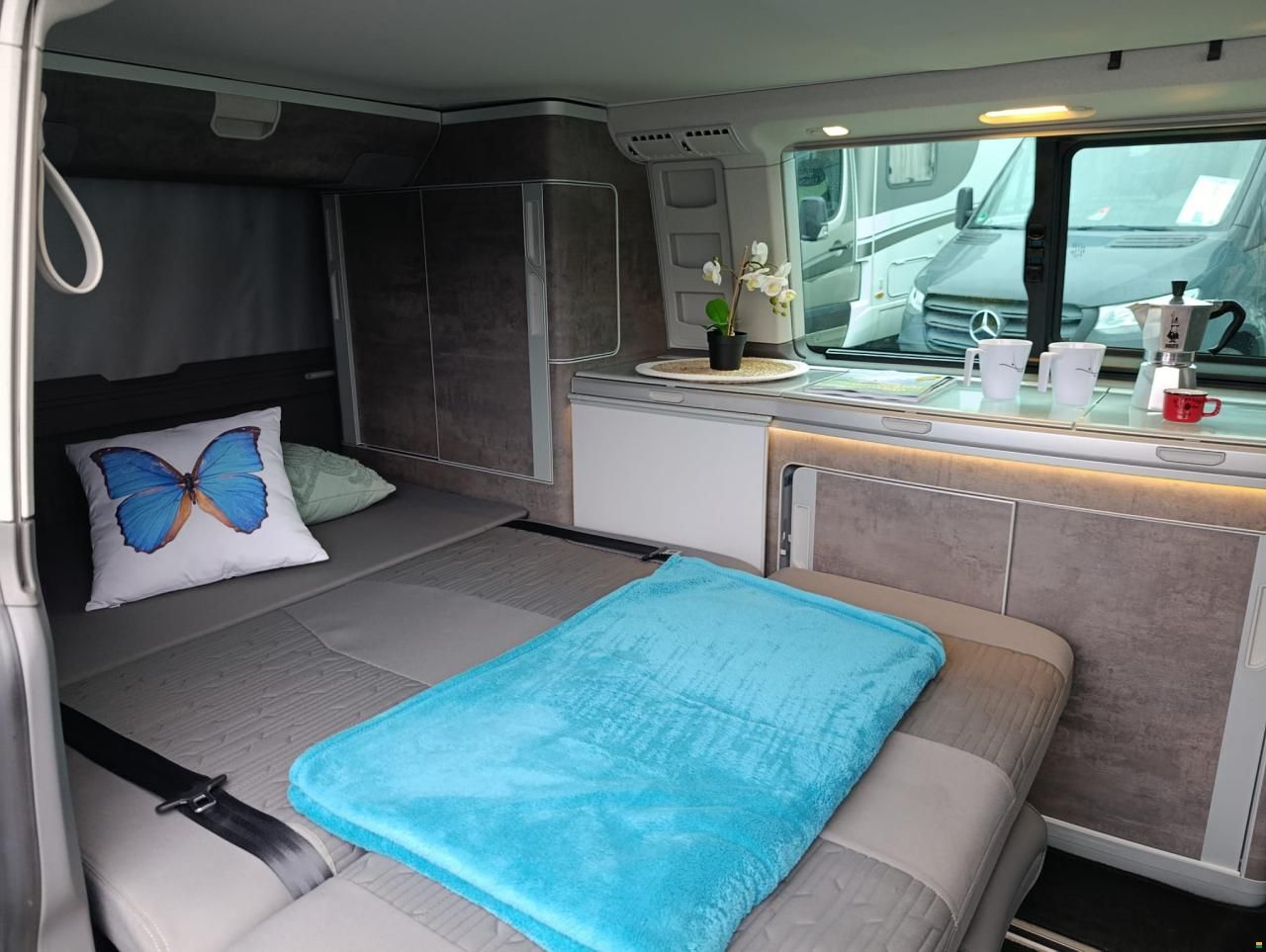 Volkswagen T6.1 California 2.0TDI Ocean