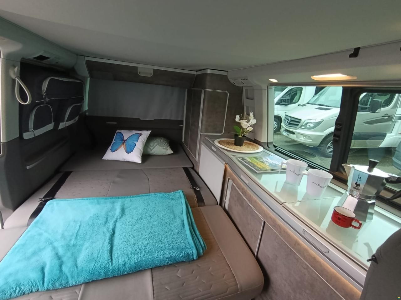 Volkswagen T6.1 California 2.0TDI Ocean