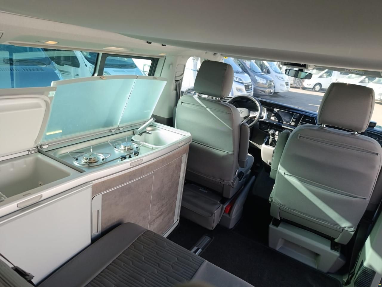 Volkswagen T6.1 California 2.0TDI Ocean