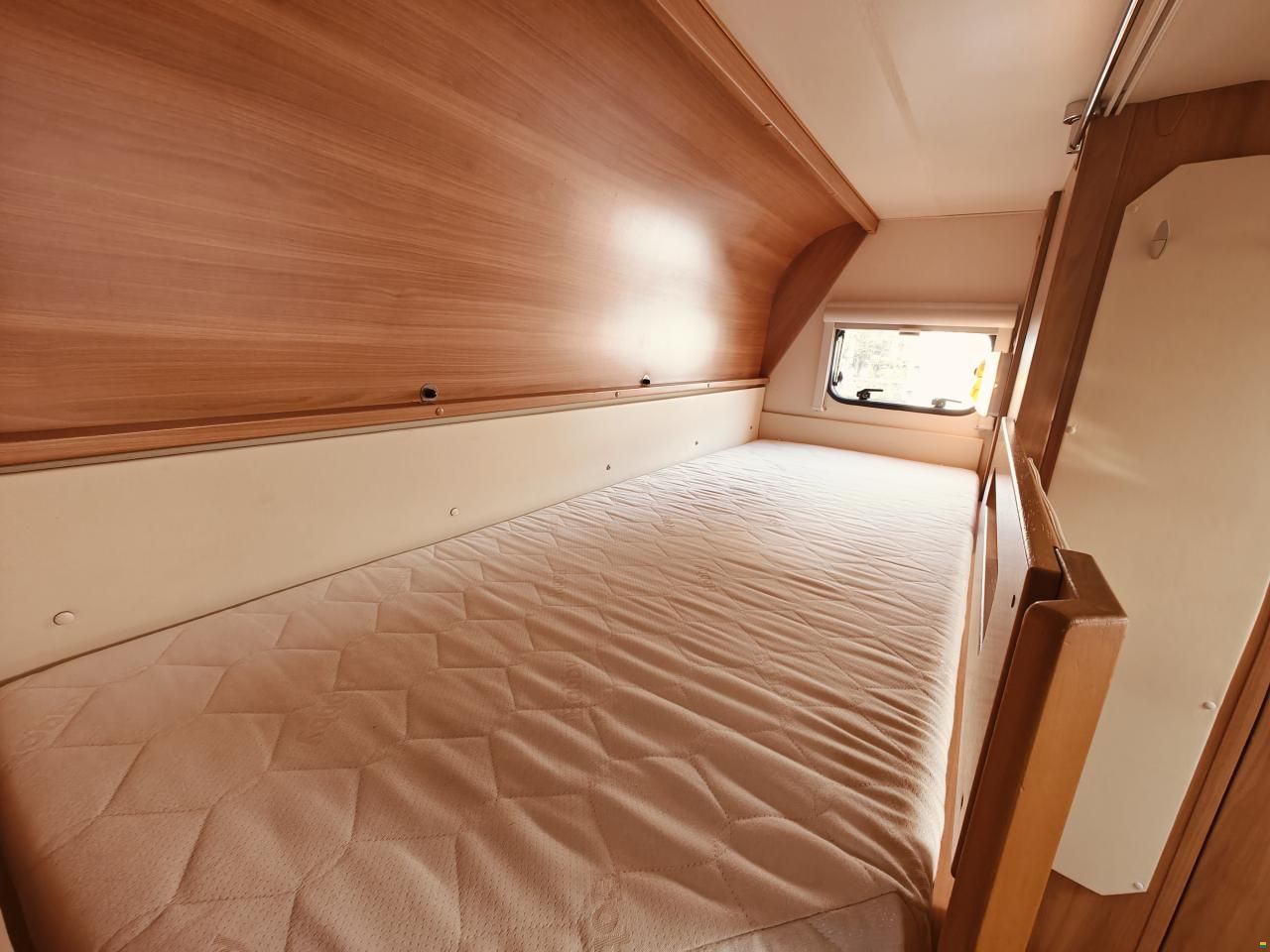 Hobby 490 KMF De Luxe - Etagenbetten