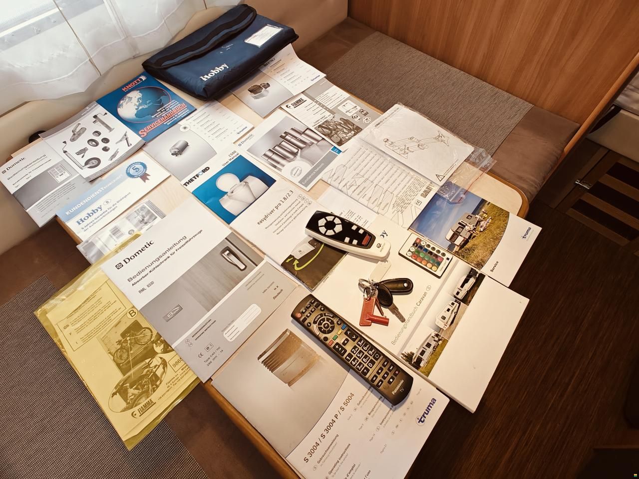 Hobby 490 KMF De Luxe - Etagenbetten