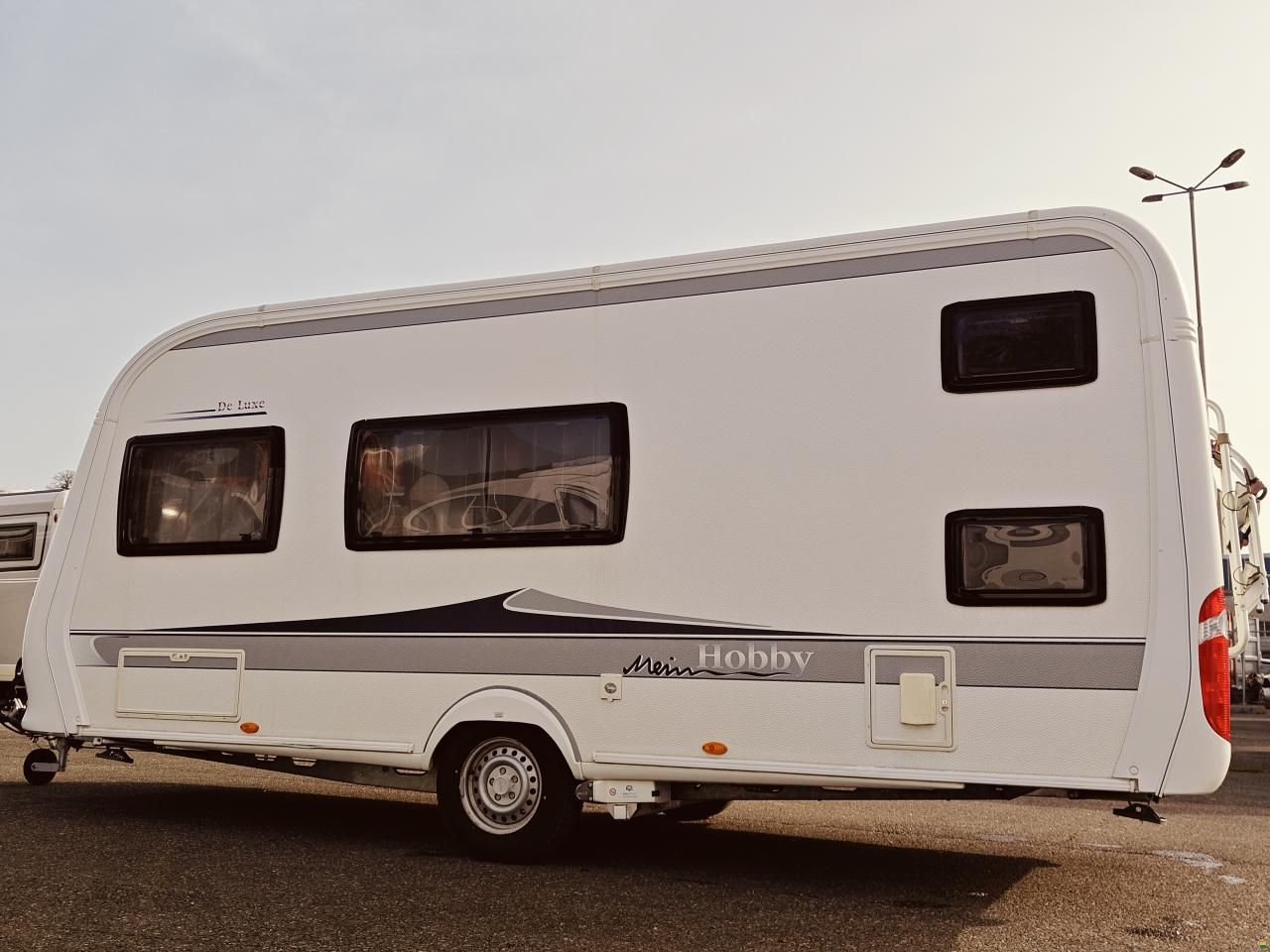 Hobby 490 KMF De Luxe - Etagenbetten