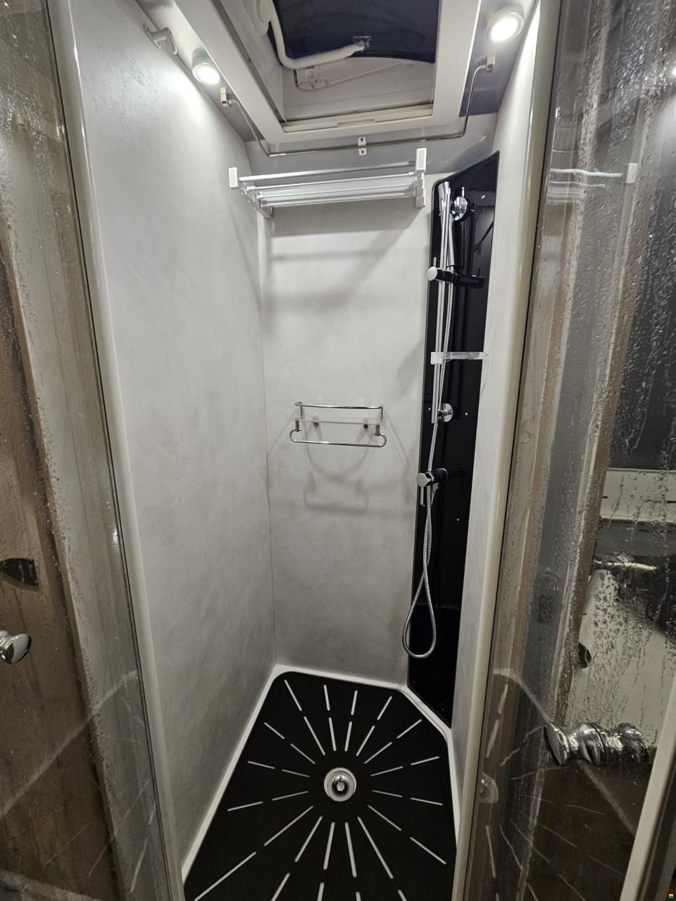 Le Voyageur LVXH7.9GJF