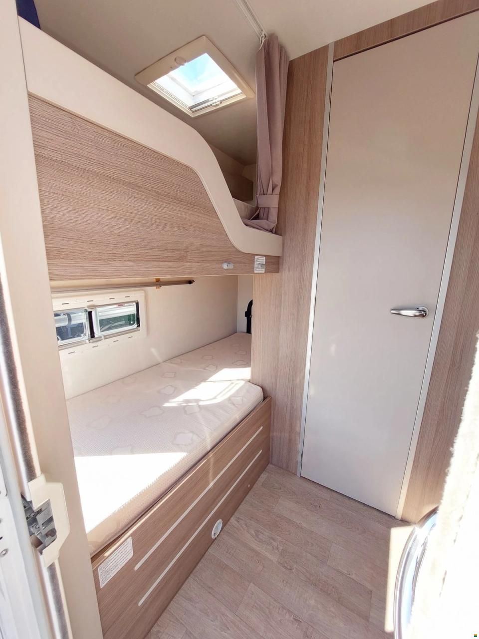 Challenger Genesis 256 Special Edition