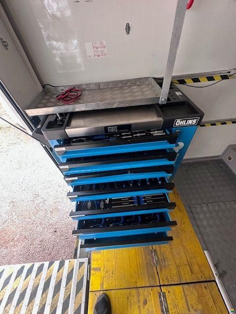 Roller Team New Box Garage F&uuml;r zwei Motorr&auml;der