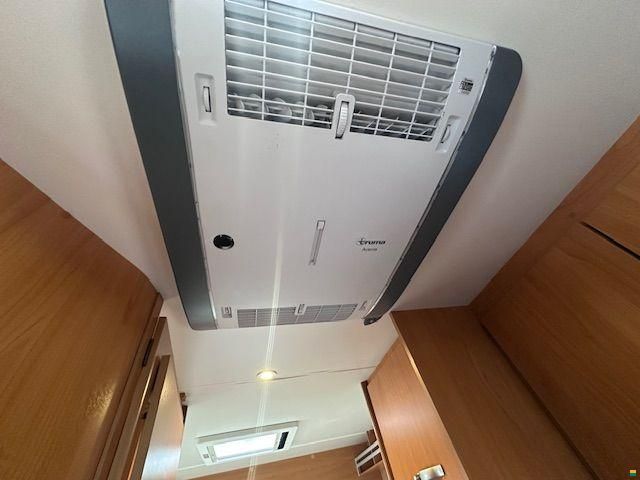 Roller Team New Box Garage F&uuml;r zwei Motorr&auml;der