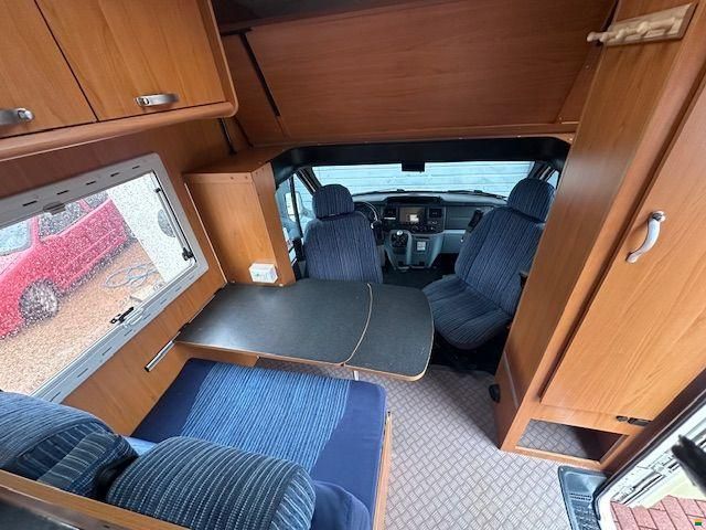 Roller Team New Box Garage F&uuml;r zwei Motorr&auml;der