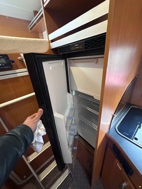 Roller Team New Box Garage F&uuml;r zwei Motorr&auml;der