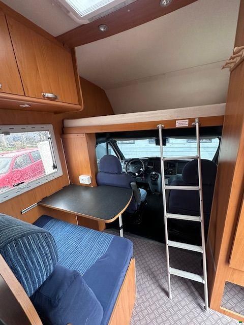 Roller Team New Box Garage F&uuml;r zwei Motorr&auml;der