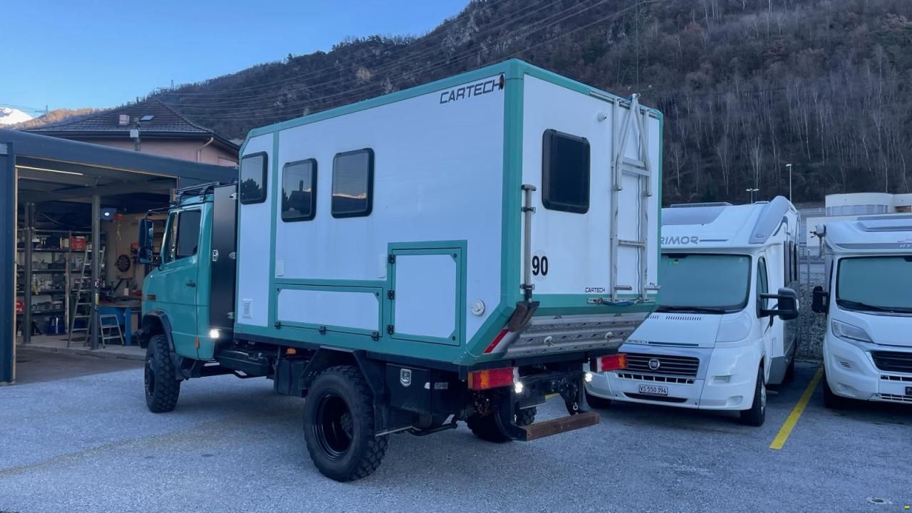 Mercedes Benz Vario 4x4