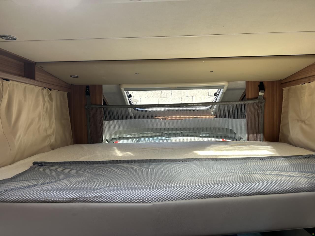 Weinsberg Carasuite K 250