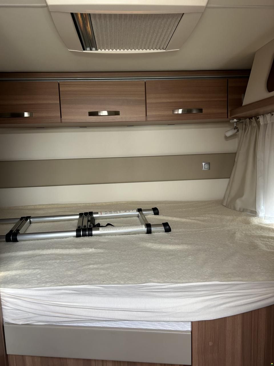 Weinsberg Carasuite K 250