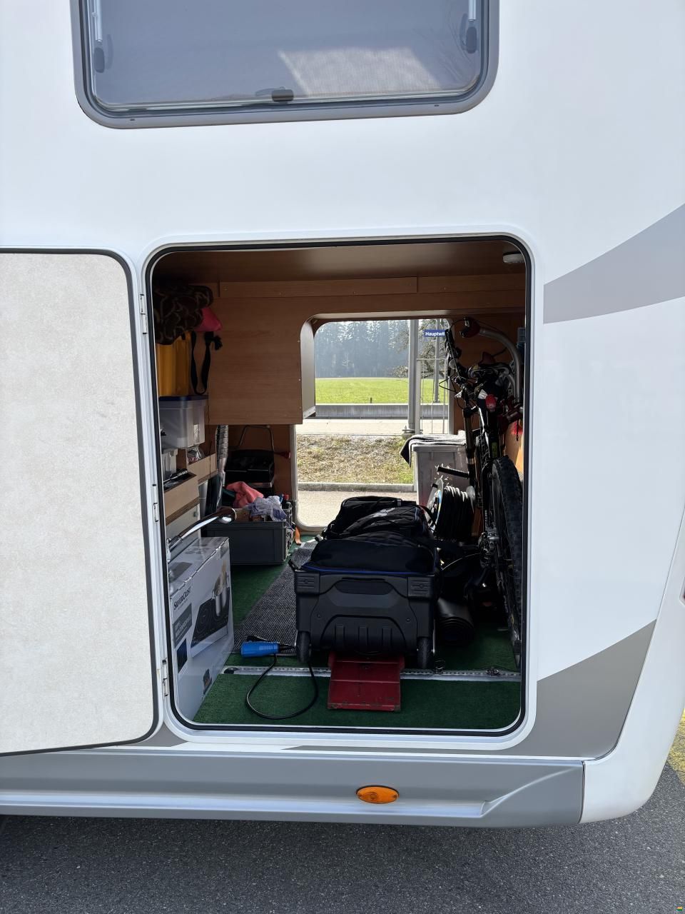 Eura Mobil Active 820 EB 3 Achser