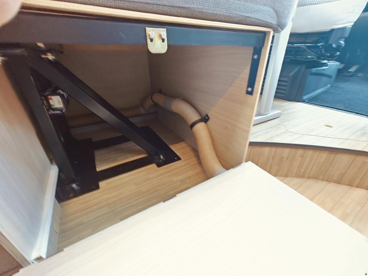 Pössl 2Win Plus - Automat