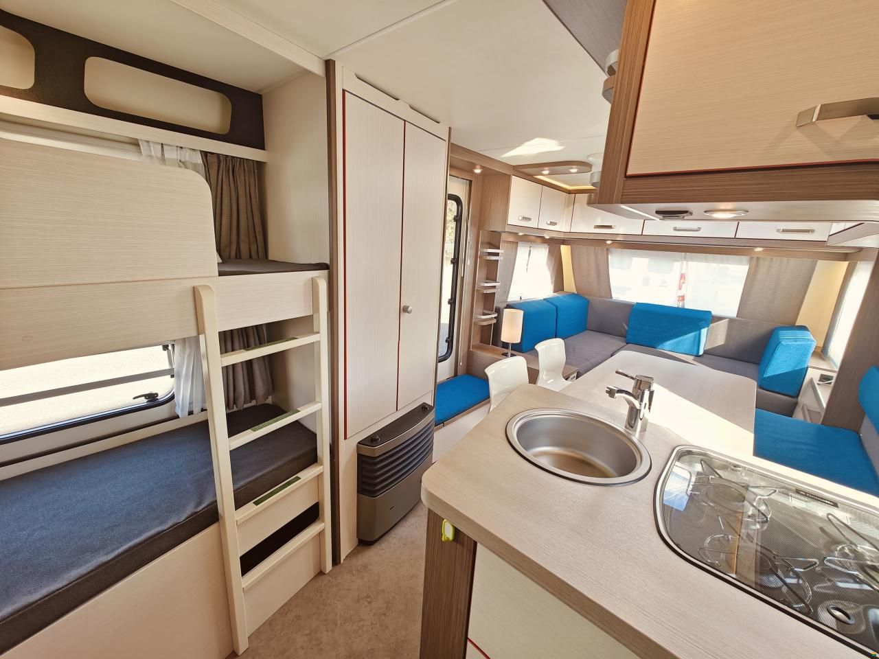 Knaus W04 Lifestyle 550 KWE - Etagenbetten