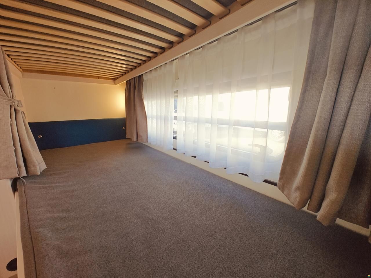 Knaus W04 Lifestyle 550 KWE - Etagenbetten