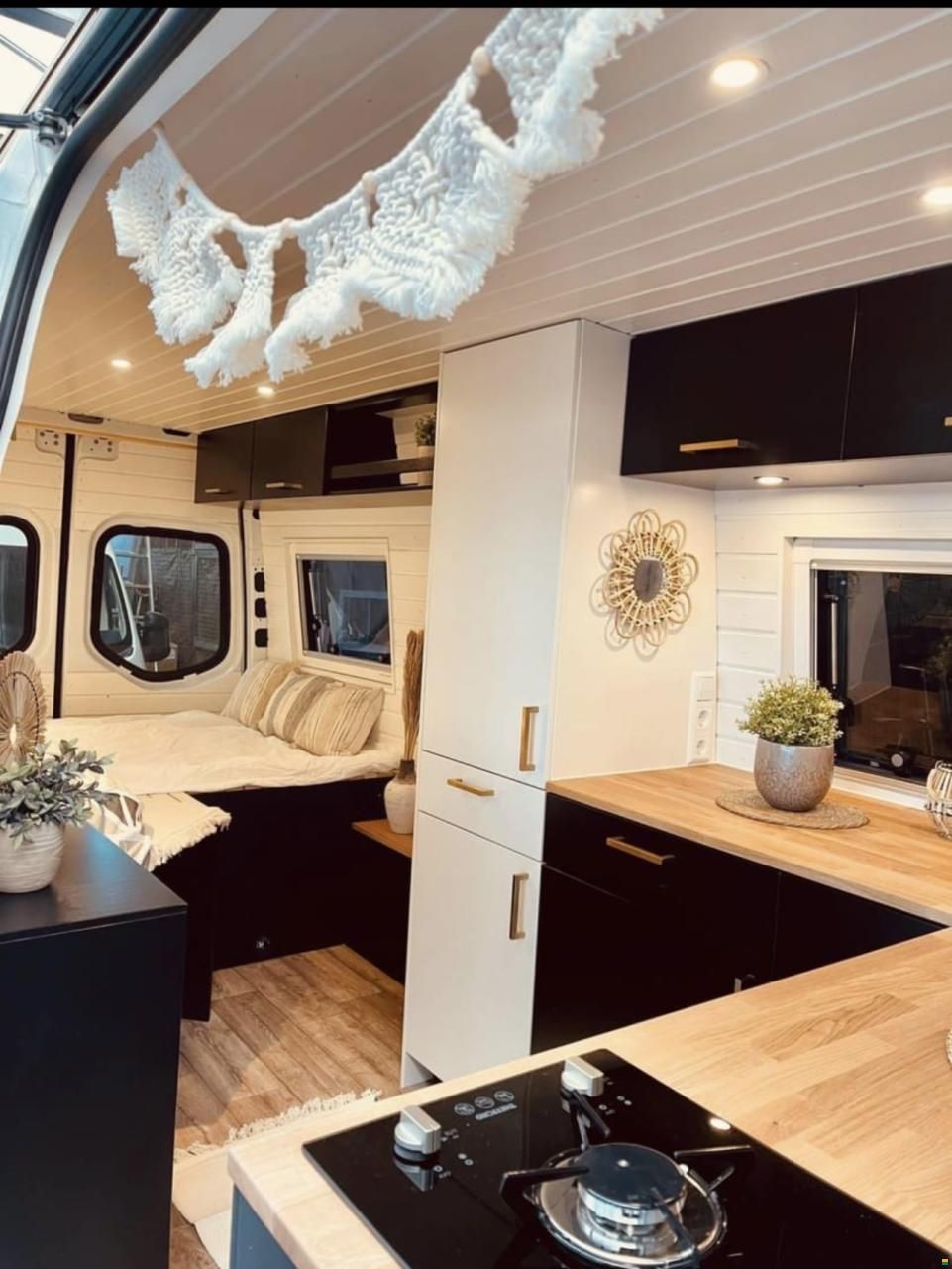 Mercedes Benz Sprinter