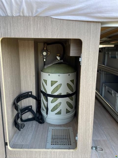 Fiat Challenger Vany V114