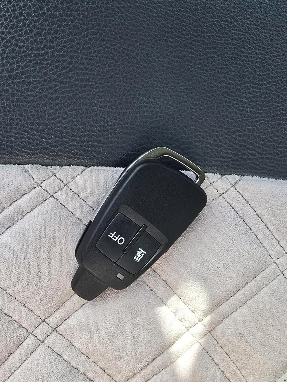 Volkswagen VW T5 CALIFORNIA BMT DSG COMF. TRAVEL 4M