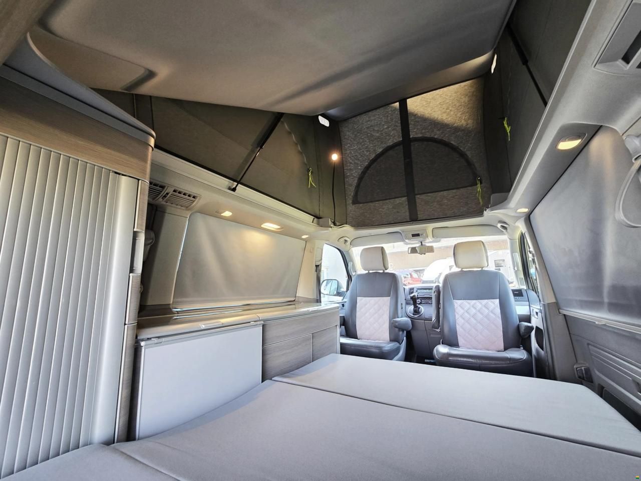 Volkswagen VW T5 CALIFORNIA BMT DSG COMF. TRAVEL 4M