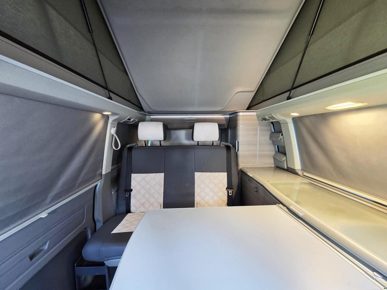 Volkswagen VW T5 CALIFORNIA BMT DSG COMF. TRAVEL 4M