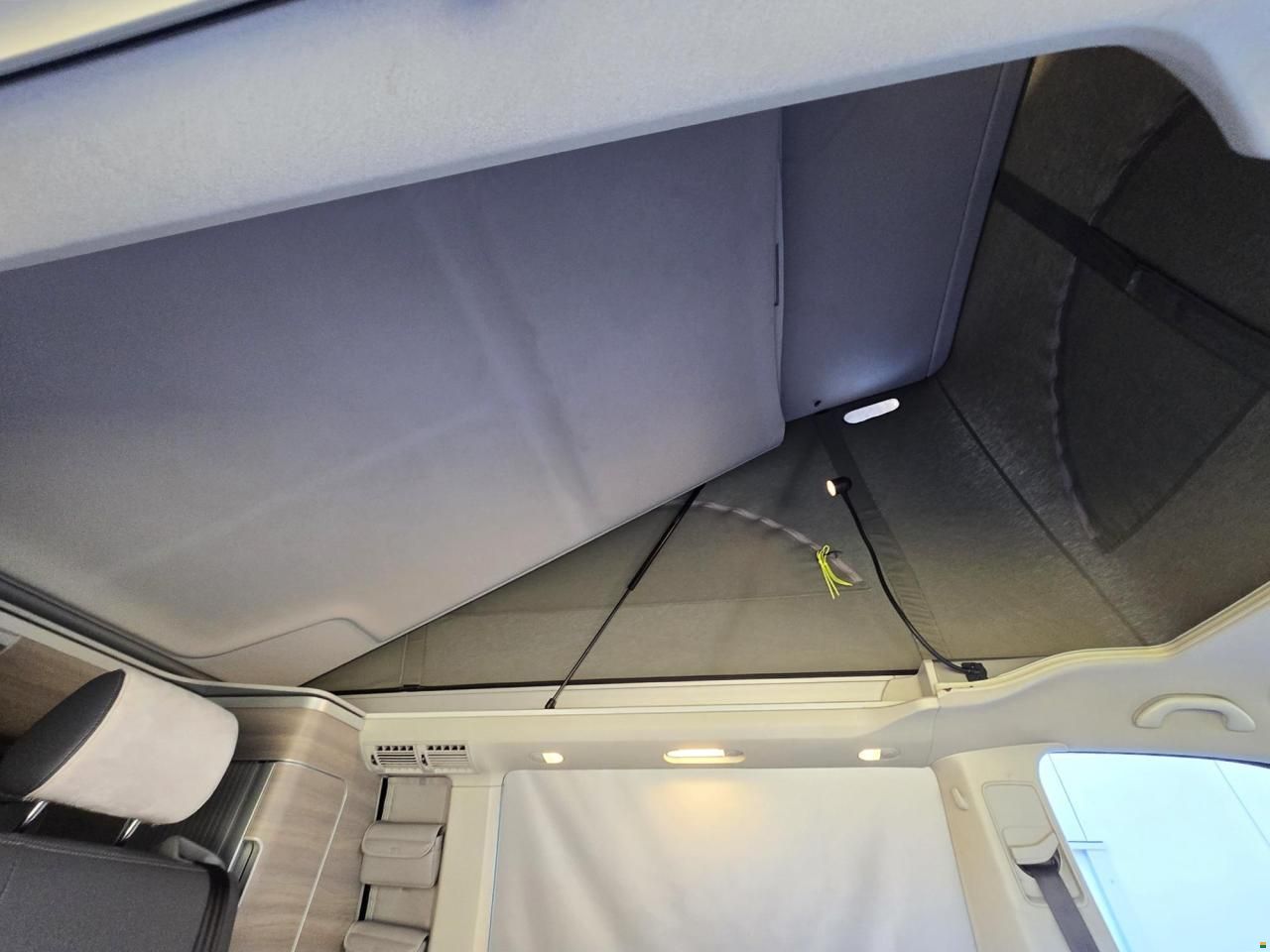 Volkswagen VW T5 CALIFORNIA BMT DSG COMF. TRAVEL 4M