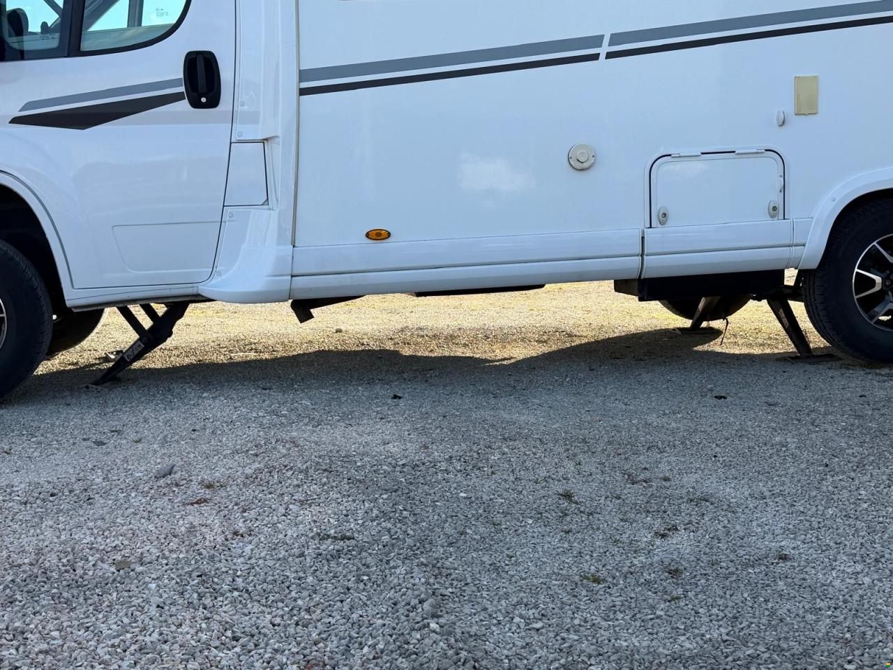 Fiat PILOTE P740 **L&Auml;NGSBETT**9 GANG AUTOMAT